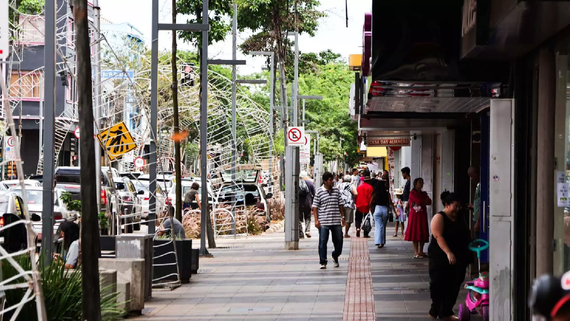 Comércio de Campo Grande fecha na sexta-feira, mas abre no feriado de segunda