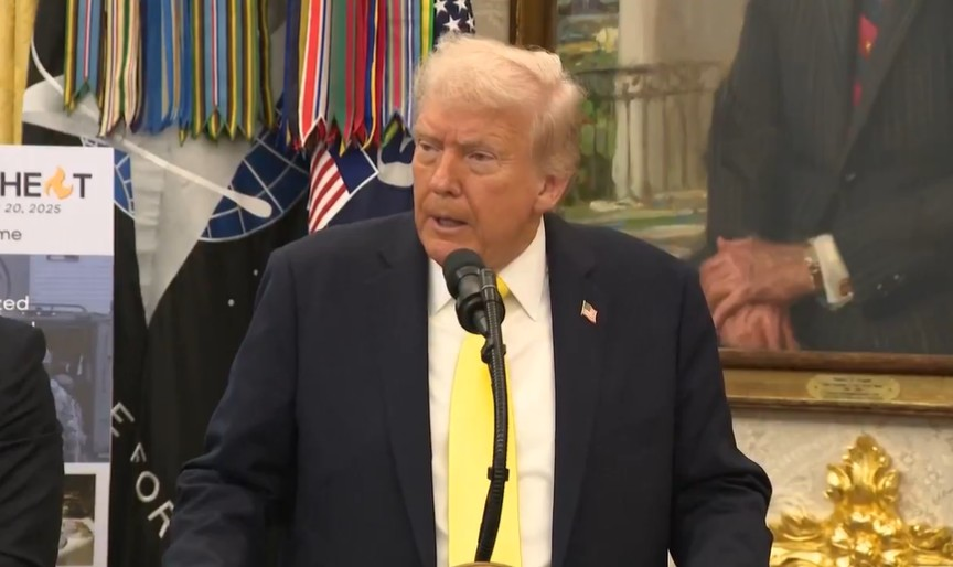 Trump confirma que autorizou CIA a operar na Venezuela