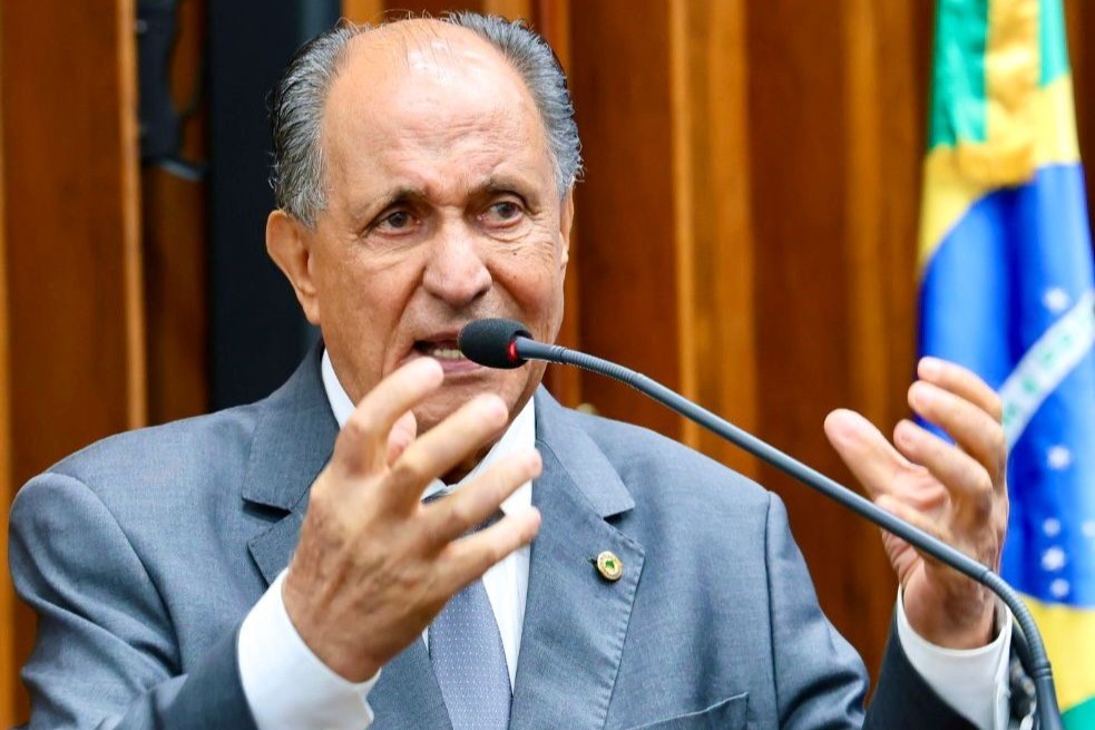 Zé Teixeira propõe ofensiva de segurança após assassinato de PM