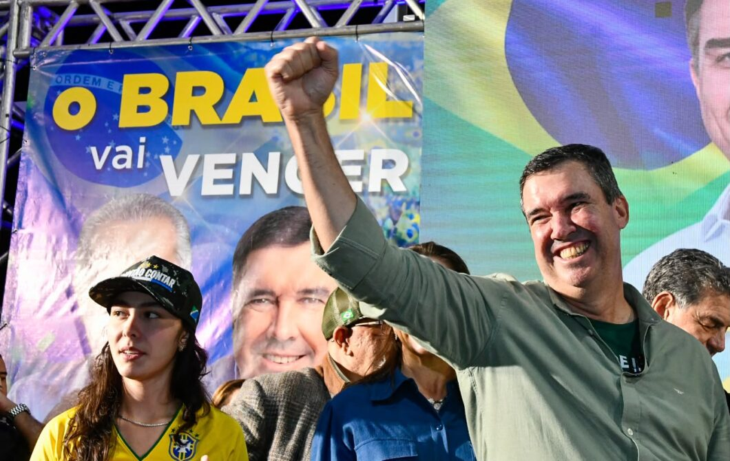 Riedel agradece votos e diz que seu compromisso é com o Estado