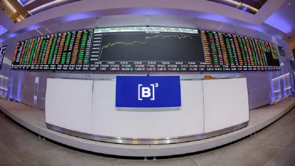 Liderança de Flávio no 1º turno impulsiona Ibovespa a recorde histórico dos 206 mil pontos e derruba dólar