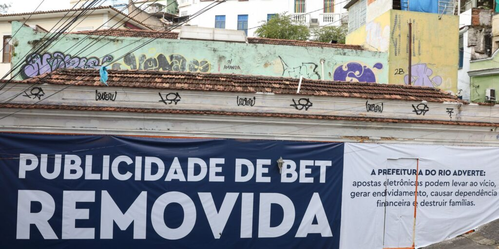 Bancos têm até quarta-feira para devolver saldos de contas de bets